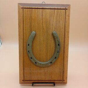 Vintage Horseshoe Wall Decor Wooden Plaque Western Cowboy Rockabilly Barn Decor